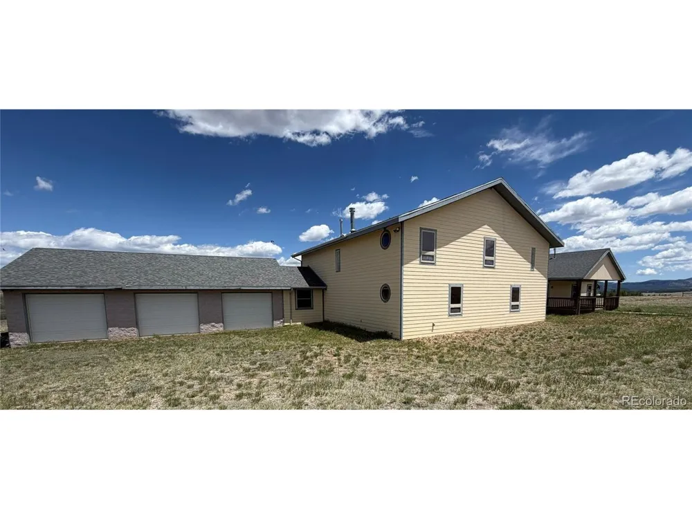 415 Oak Grove Circle Westcliffe, CO 81252