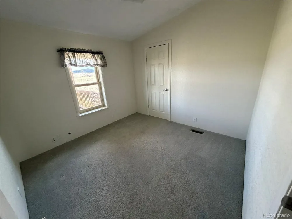 415 Oak Grove Circle Westcliffe, CO 81252