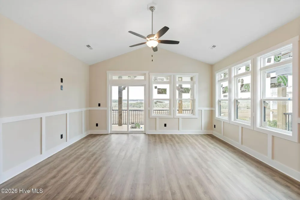 207 Shell Road #3a Surf City, NC 28445