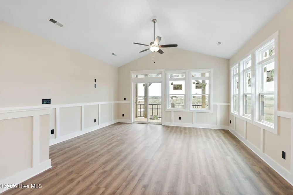 207 Shell Road #3a Surf City, NC 28445