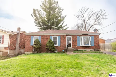 1526 Sanders Lane