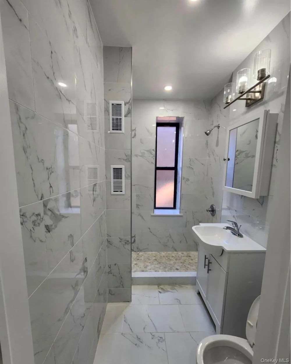 37-21 80th Street #2A Jackson Heights, NY 11372