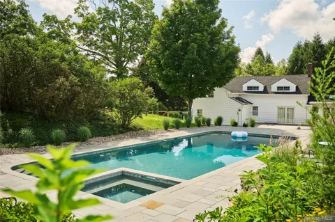 41 Seelbach Lane