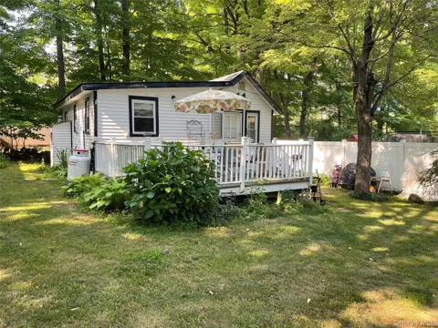 3155 Lexington Avenue #14