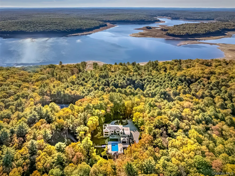 61 Top Ridge Trail White Lake, NY 12786