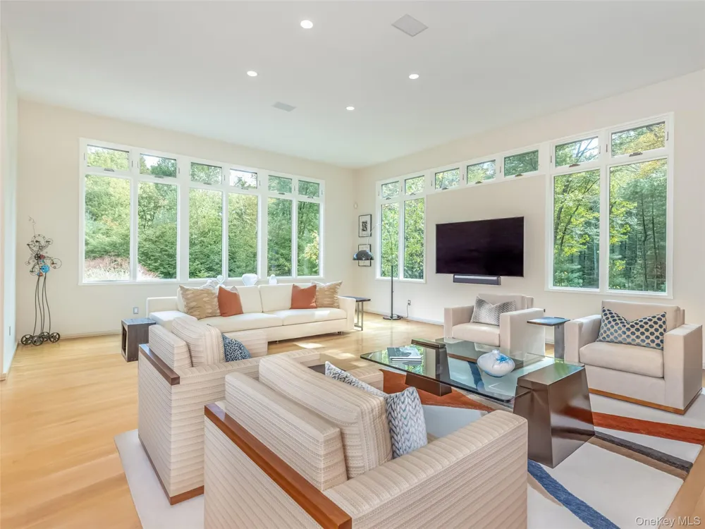 61 Top Ridge Trail White Lake, NY 12786