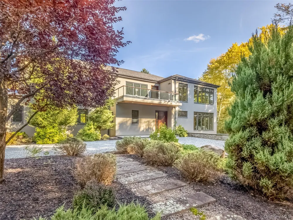 61 Top Ridge Trail White Lake, NY 12786