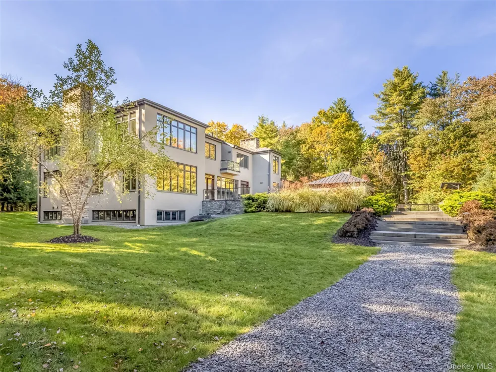 61 Top Ridge Trail White Lake, NY 12786