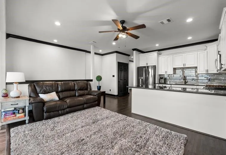 4514 Boulevard Street Bacliff, TX 77518