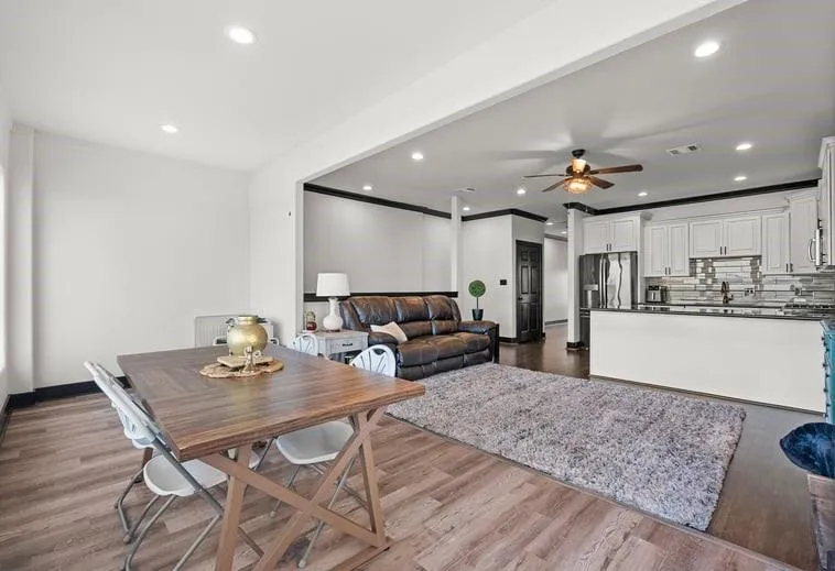 4514 Boulevard Street Bacliff, TX 77518