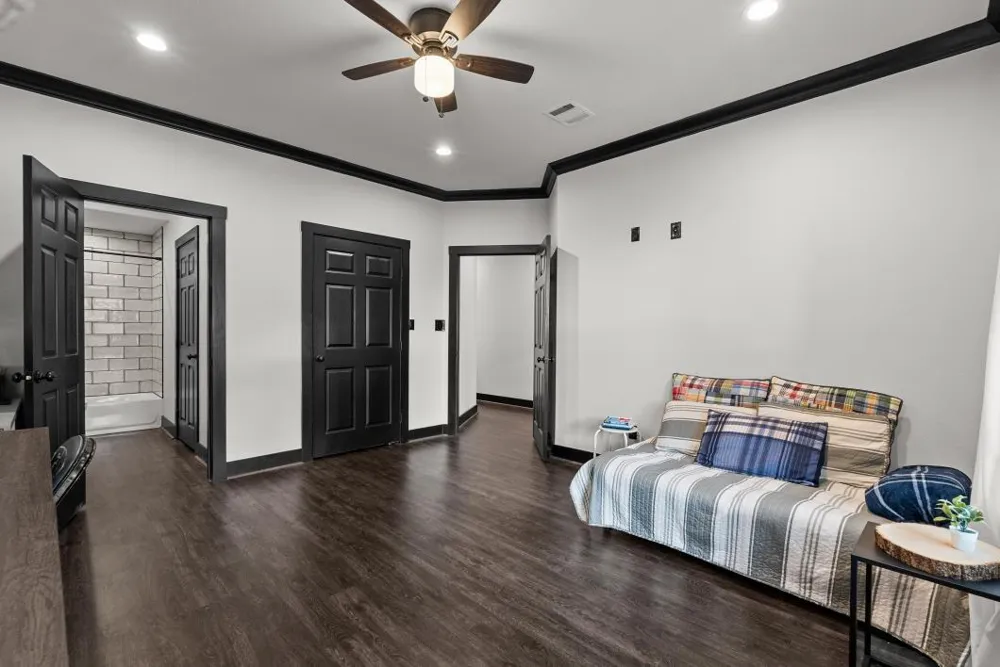4514 Boulevard Street Bacliff, TX 77518