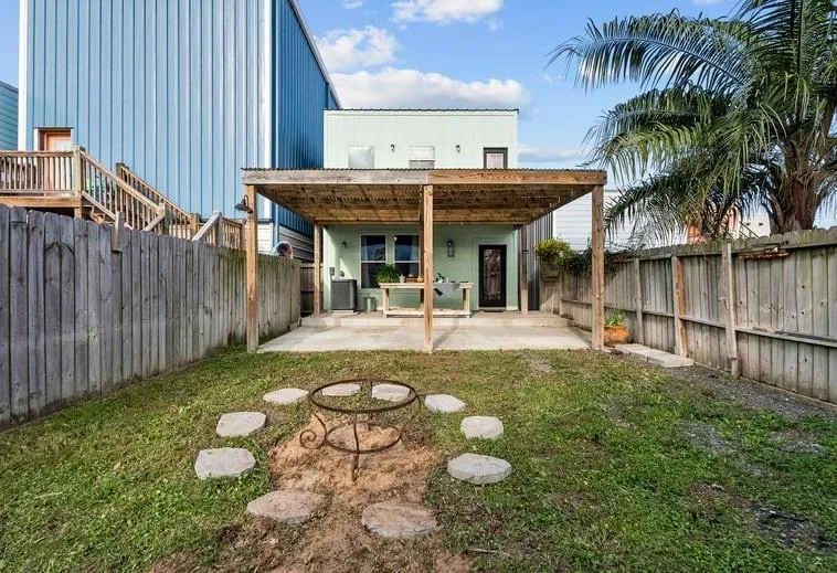 4514 Boulevard Street Bacliff, TX 77518