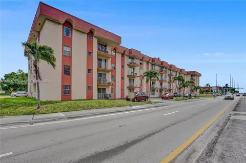 6820 W Flagler St #207