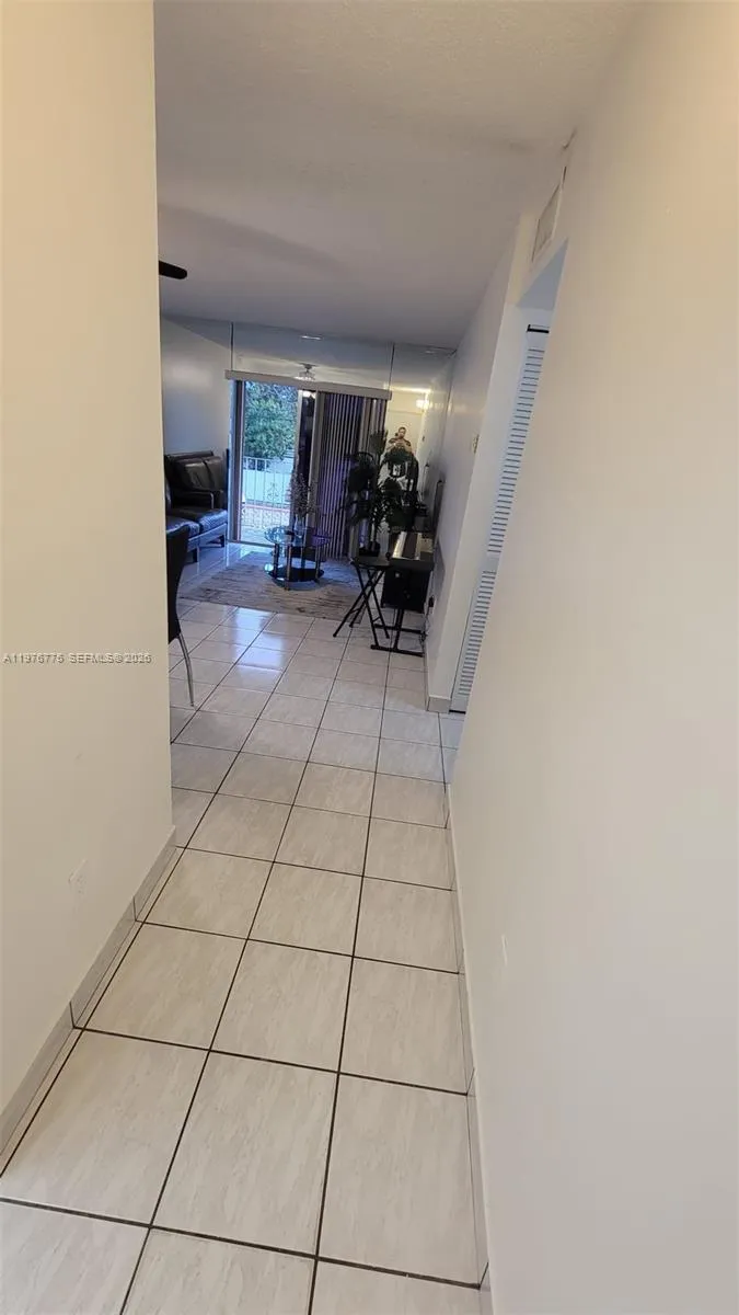 6820 W Flagler St #207 Miami, FL 33144