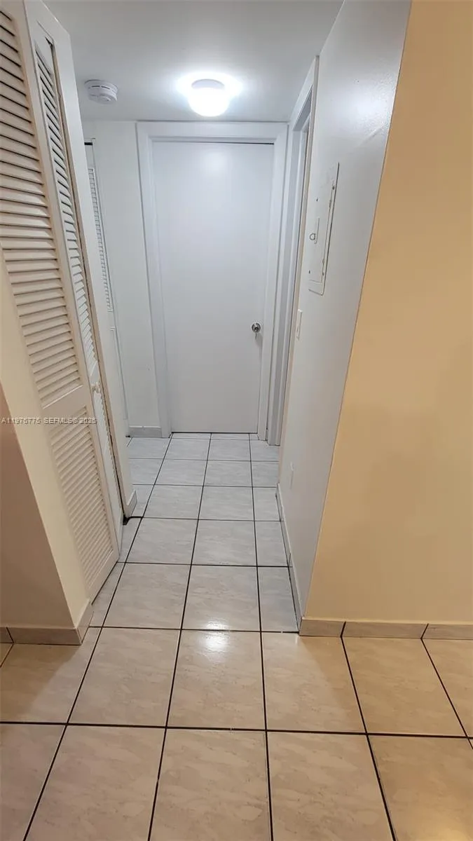 6820 W Flagler St #207 Miami, FL 33144