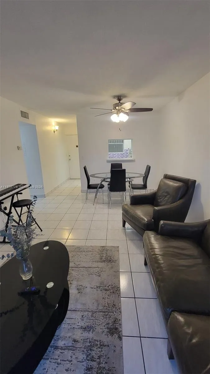 6820 W Flagler St #207 Miami, FL 33144