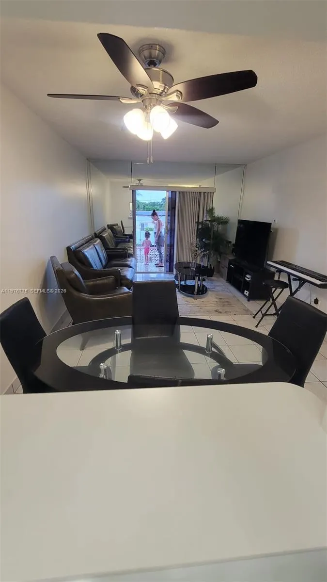 6820 W Flagler St #207 Miami, FL 33144