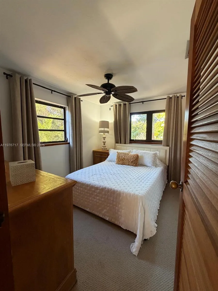 1615 Harbor Dr Marathon, FL 33050