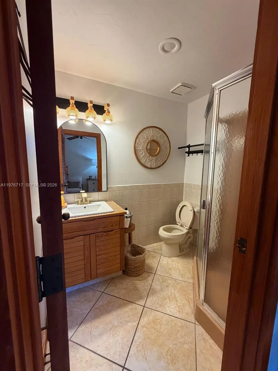 1615 Harbor Dr Marathon, FL 33050