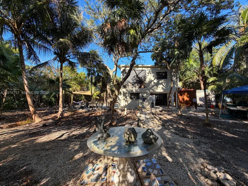 1615 Harbor Dr Marathon, FL 33050