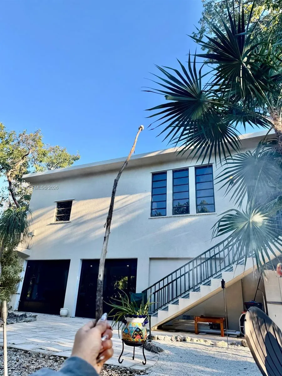 1615 Harbor Dr Marathon, FL 33050