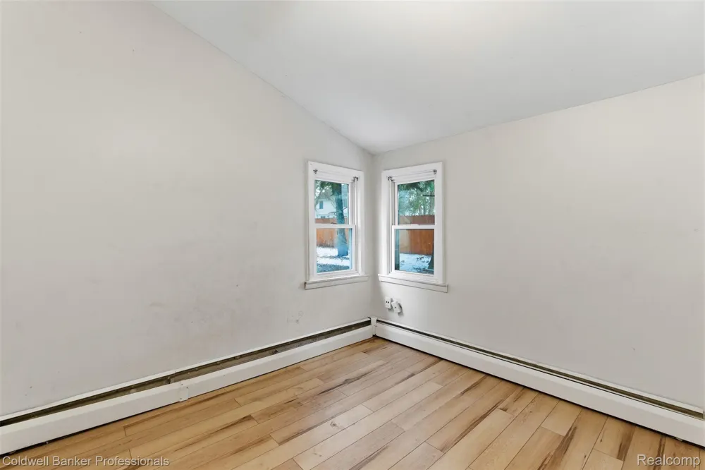 2380 Rolandale West Bloomfield Charter Township, MI 48324
