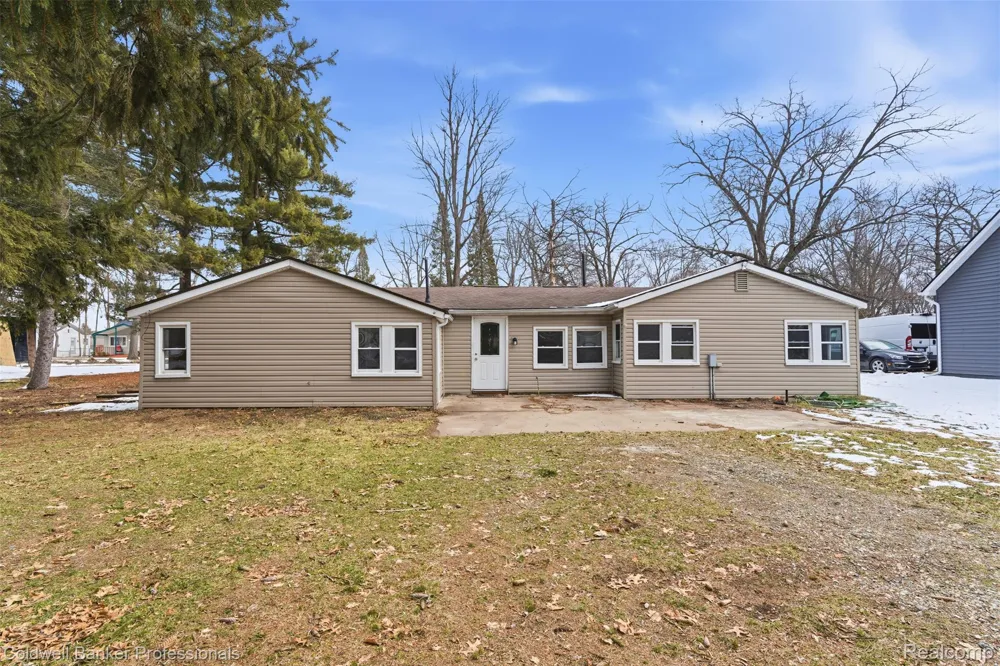 2380 Rolandale West Bloomfield Charter Township, MI 48324
