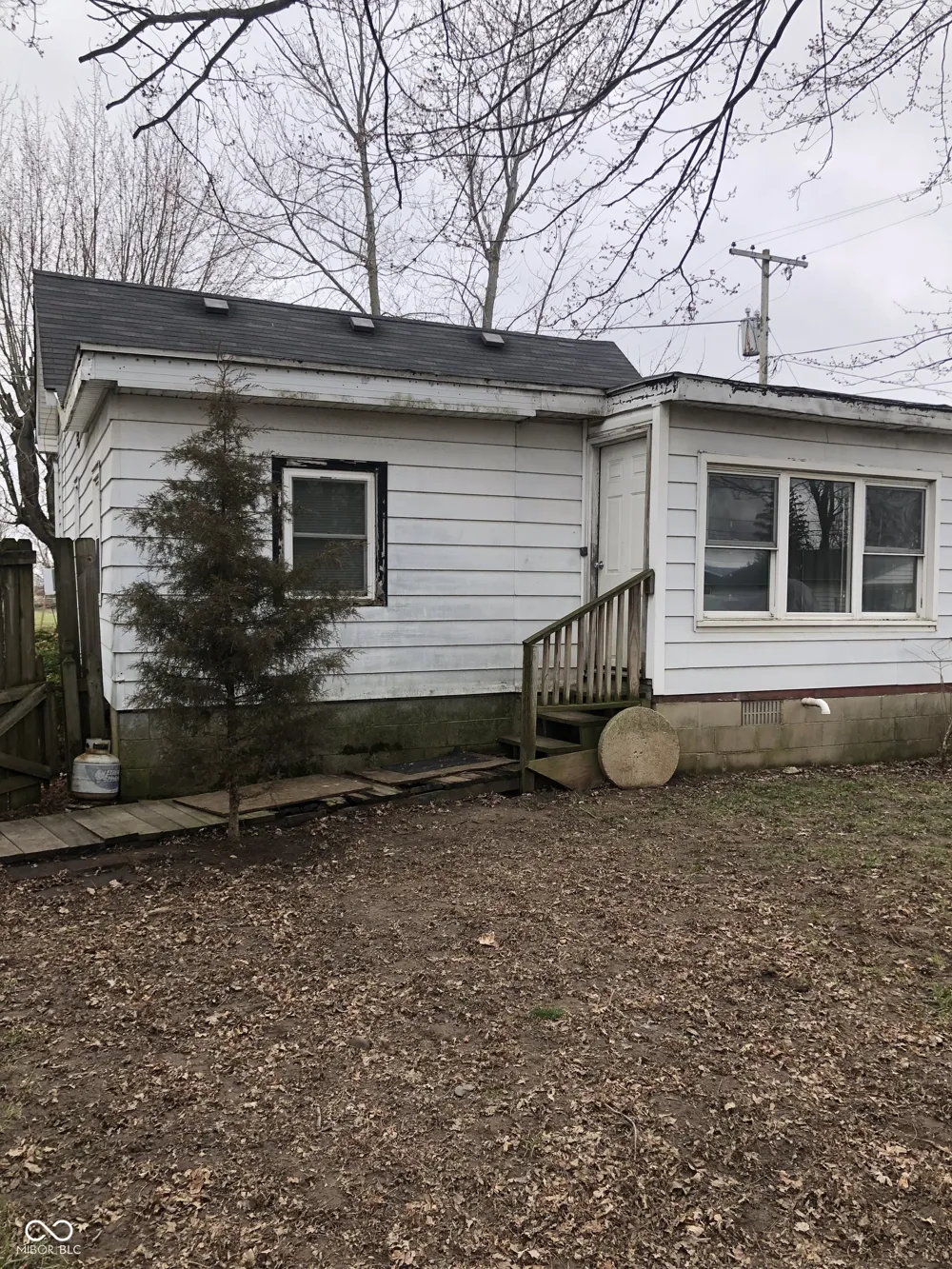 132 Southeast Street Charlottesville, IN 46117