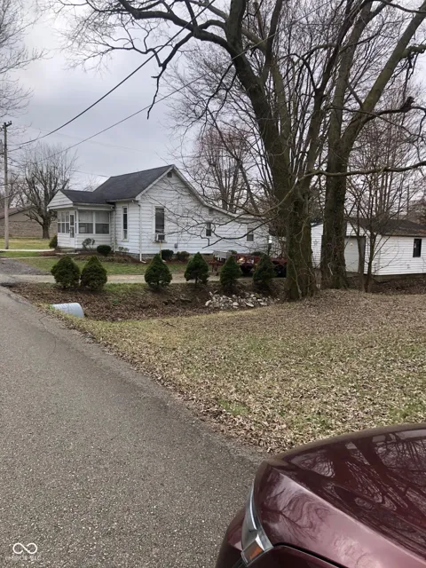 132 Southeast Street
