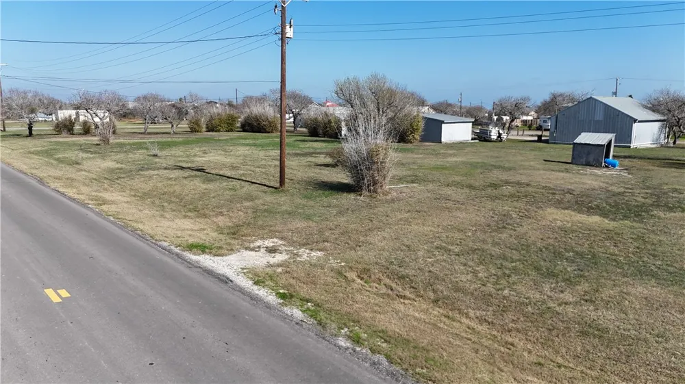 628 Third Street Bayside, TX 78340