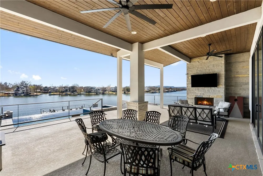 121 Houdini Way Kingsland, TX 78639