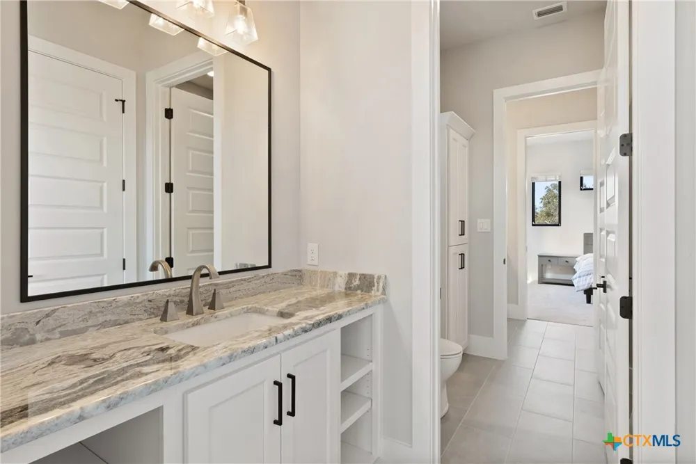 121 Houdini Way Kingsland, TX 78639