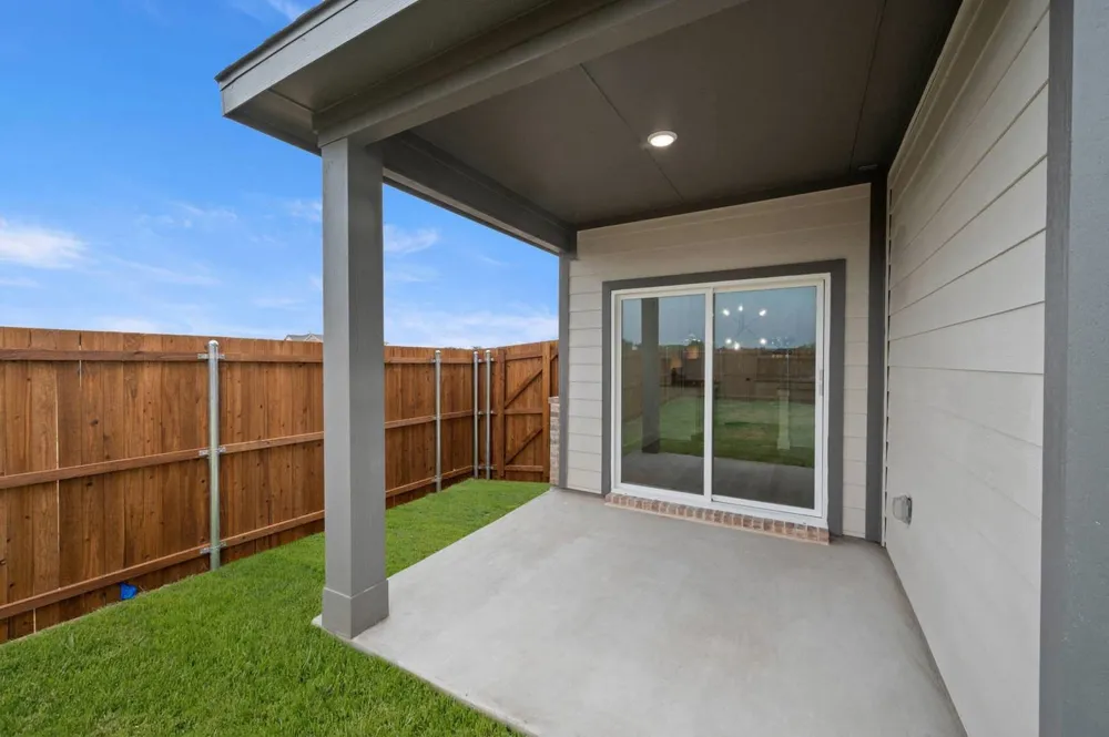 309 Sequoia Lane Denton, TX 76210