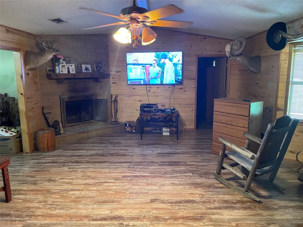 1226 Vz County Road Grand Saline, TX 75140