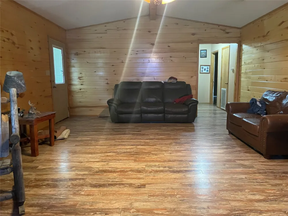 1226 Vz County Road Grand Saline, TX 75140