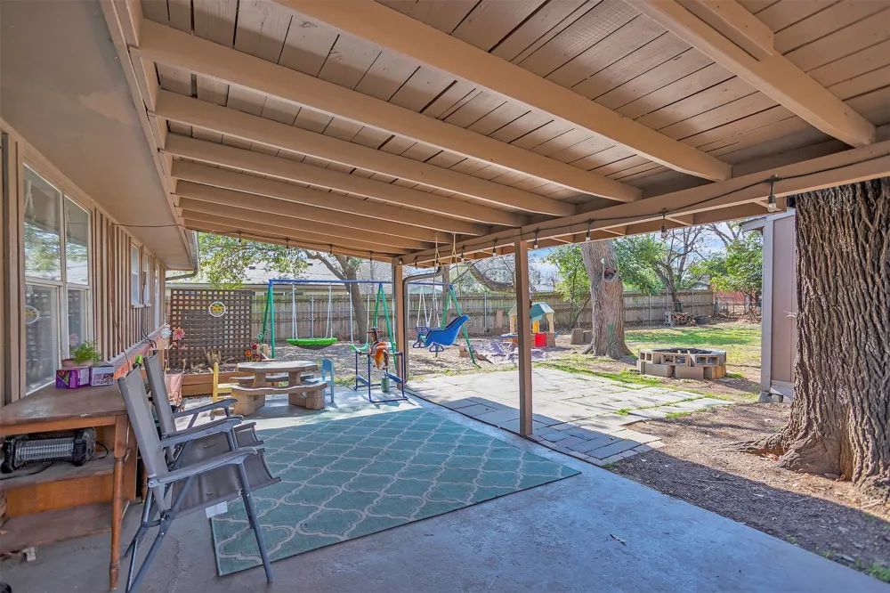 709 Hurstview Drive Hurst, TX 76053
