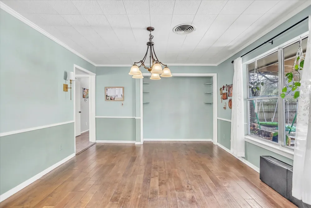 709 Hurstview Drive Hurst, TX 76053