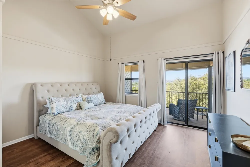 3033 Hells Gate Loop #E207 Strawn, TX 76475