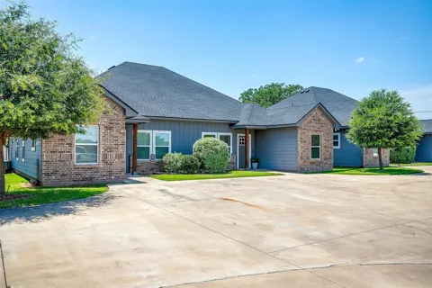 2708 James Road