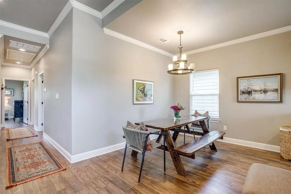 2708 James Road Granbury, TX 76049