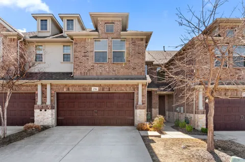2716 Starburst Drive