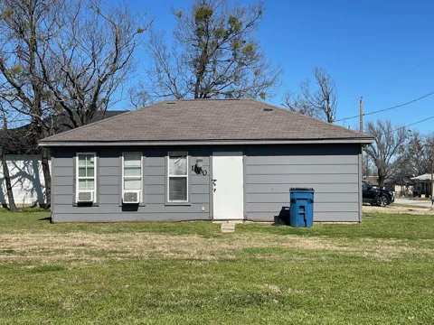 1000 E 10th Avenue