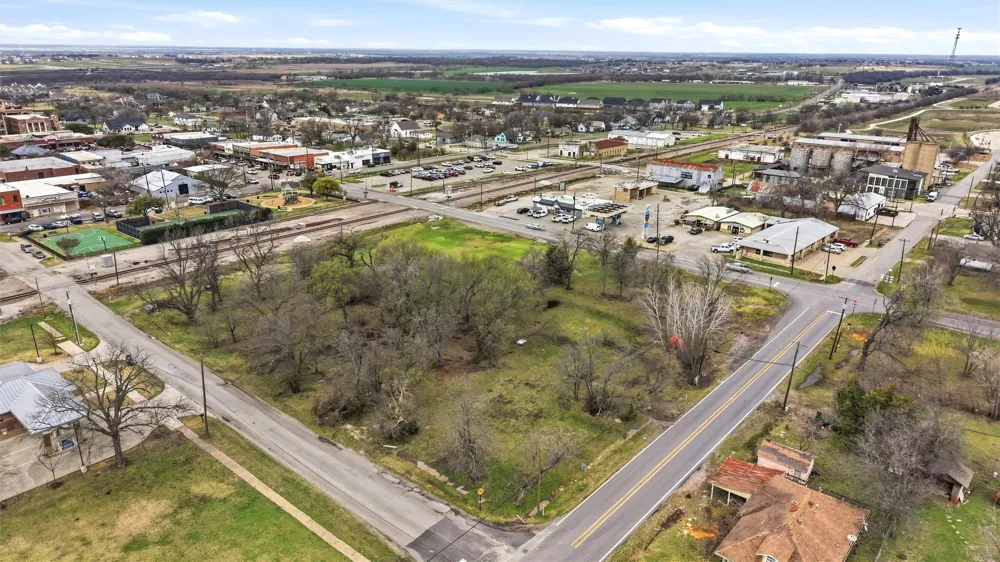 212 E Walnut Street Celina, TX 75009