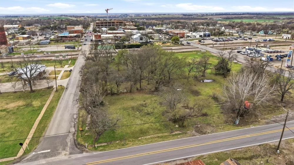 212 E Walnut Street Celina, TX 75009