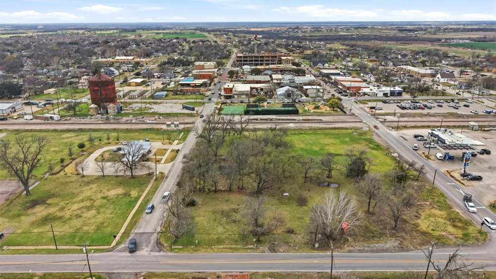 212 E Walnut Street Celina, TX 75009