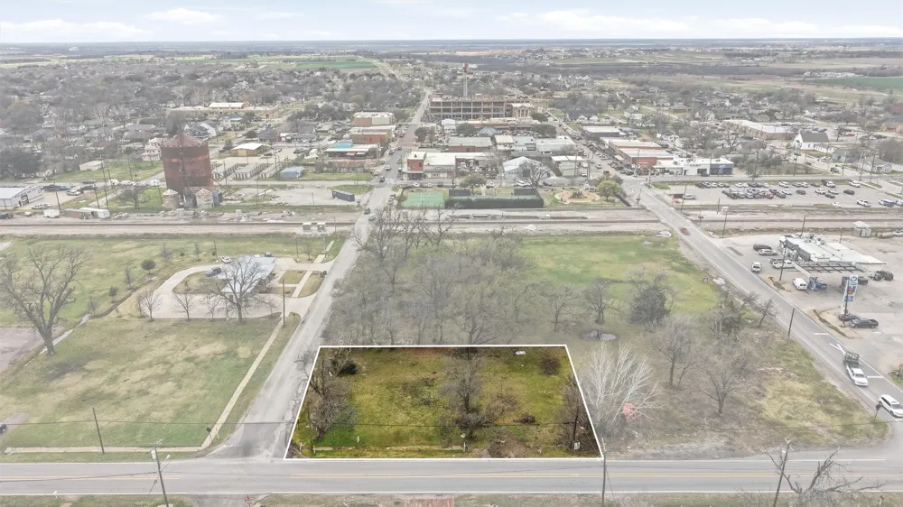 212 E Walnut Street Celina, TX 75009