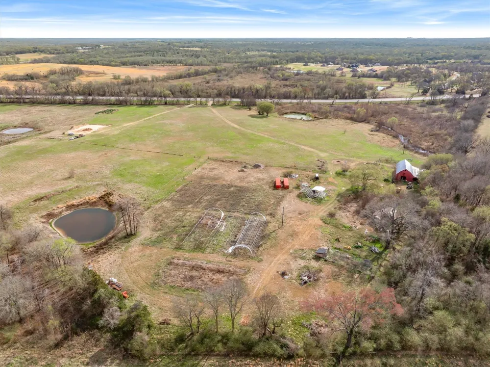 15548 Highway 80 Edgewood, TX 75117