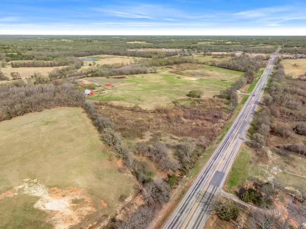 15548 Highway 80 Edgewood, TX 75117
