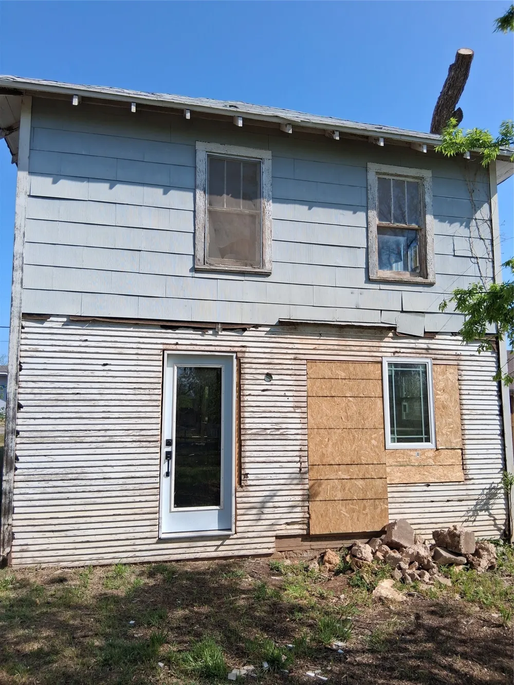 208 E 4th Street Coleman, TX 76834