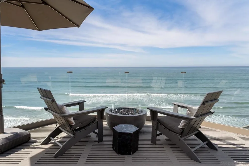 1370 Neptune Encinitas, CA 92024